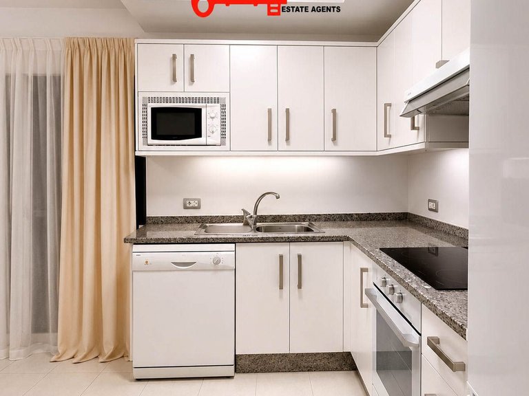 Apartment for Sale in Adeje, Sta.cruz Tener. 5