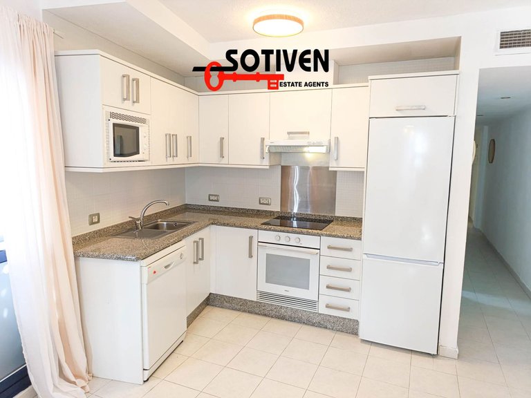 Apartment for Sale in Adeje, Sta.cruz Tener. 6