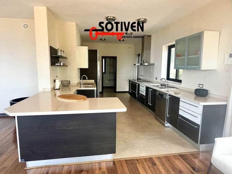 Villa for Rent in Realejos (los), Sta.cruz Tener. 19
