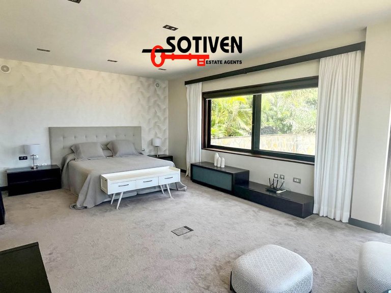 Villa for Rent in Realejos (los), Sta.cruz Tener. 24