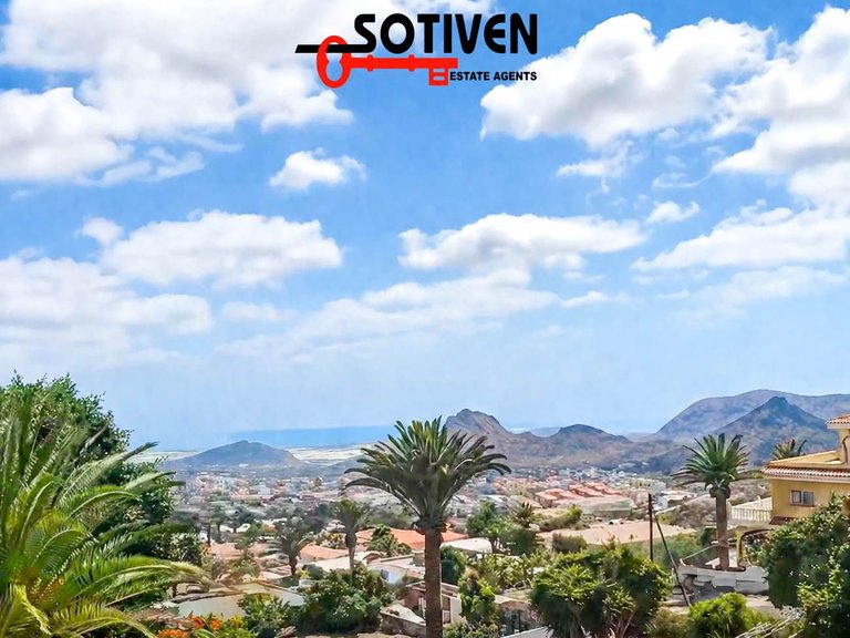 Town House for Sale in Arona, Sta.cruz Tener. 1
