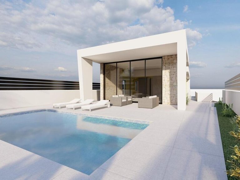 Villa for Sale in Torrevieja, Alicante 1