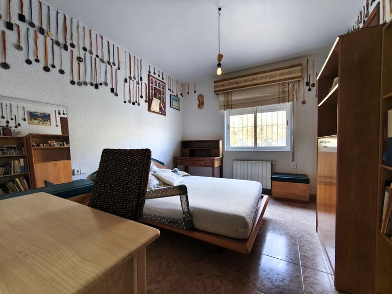 Country House for Sale in Busot, Alicante 10