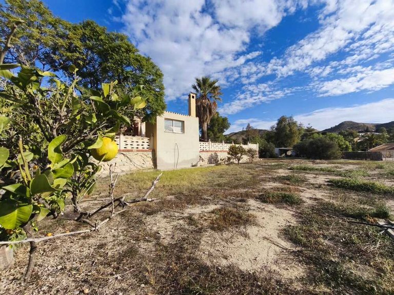 Country House for Sale in Busot, Alicante 22