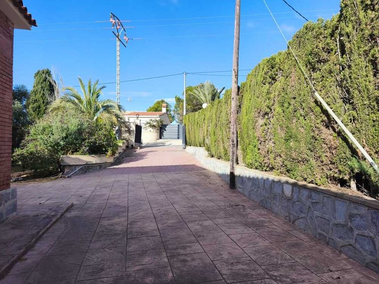 Country House for Sale in Busot, Alicante 19