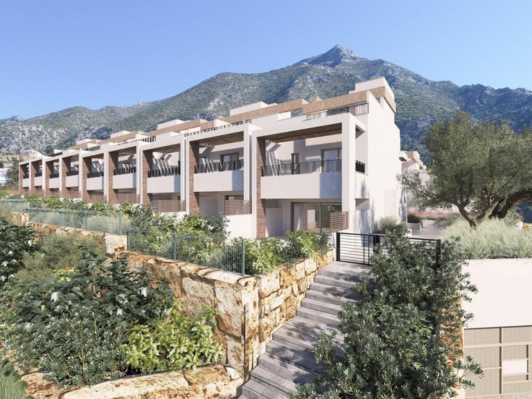Town House for Sale in Istán, Malaga 4