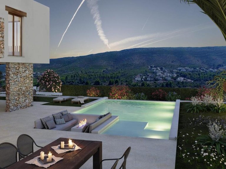 Villa for Sale in Xàbia, Alicante 2