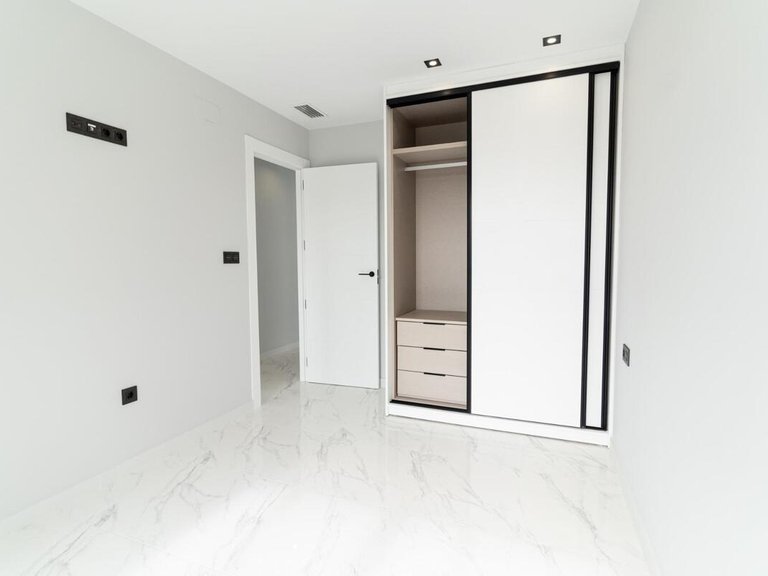 Villa for Sale in Pilar De La Horadada, Alicante 28