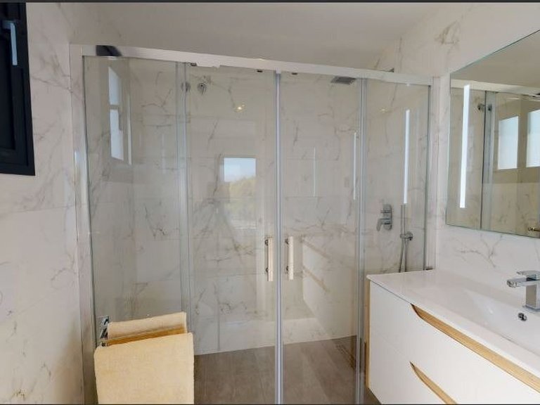 Villa for Sale in La Nucia, Alicante 17