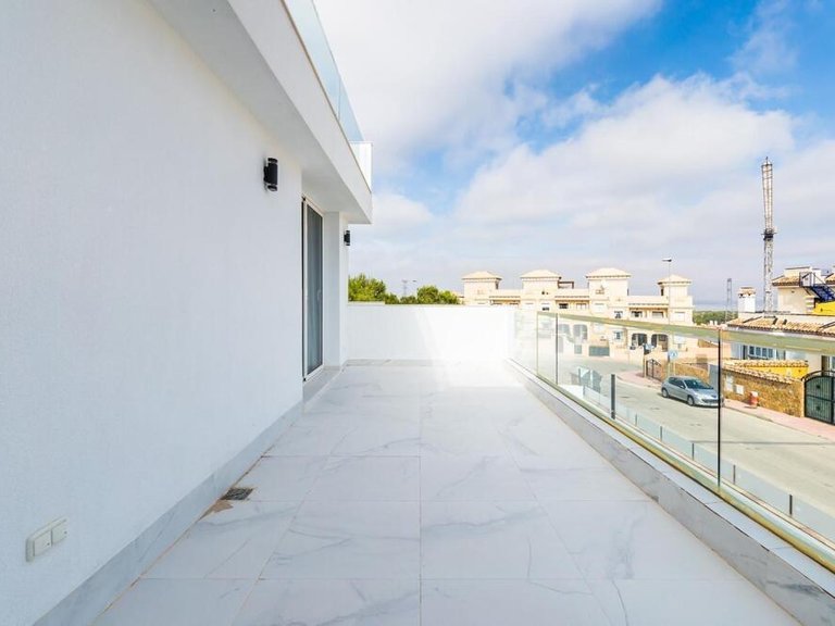 Villa for Sale in Orihuela Costa, Alicante 12