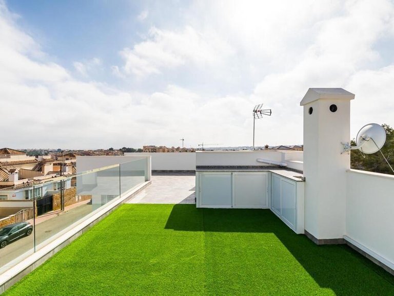 Villa for Sale in Orihuela Costa, Alicante 5