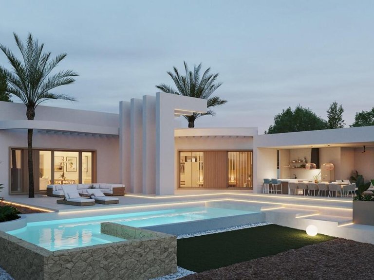 Villa for Sale in Dehesa De Campoamor, Alicante 1