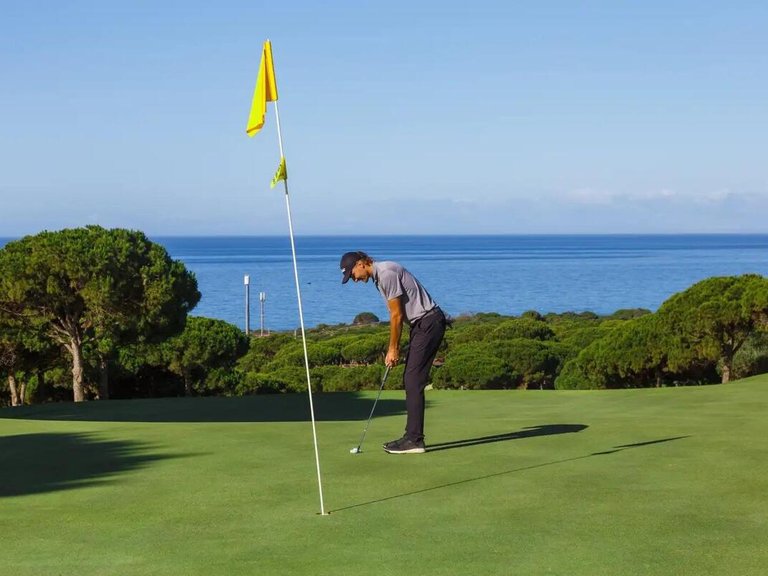 Apartment for Sale in Marbella, Malaga 9