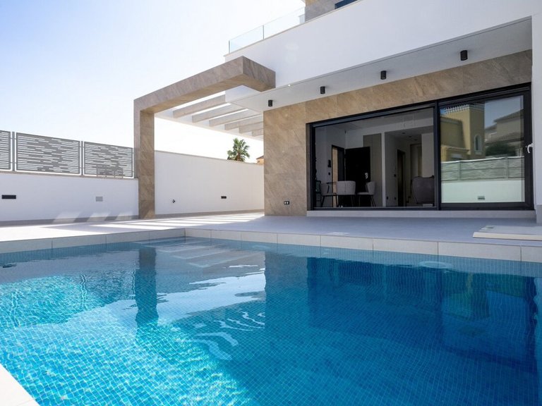 Villa for Sale in San Miguel De Salinas, Alicante 2