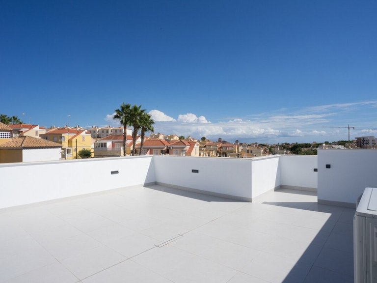 Villa for Sale in San Miguel De Salinas, Alicante 35