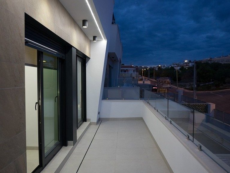 Villa for Sale in San Miguel De Salinas, Alicante 41