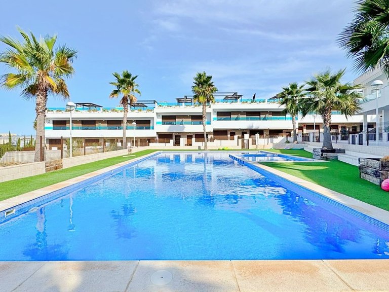 Town House for Sale in Torrevieja, Alicante 2