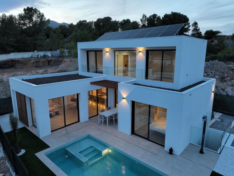 Villa for Sale in L'alfàs Del Pi, Alicante 21