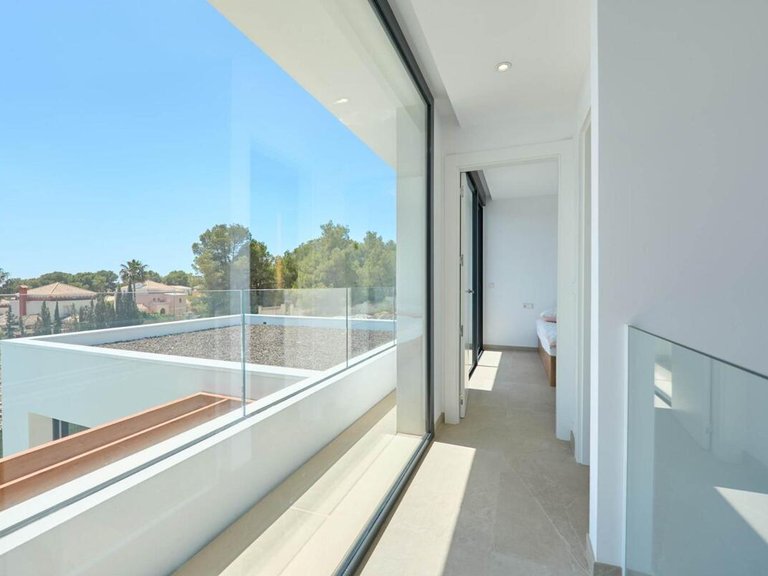 Villa for Sale in L'alfàs Del Pi, Alicante 24