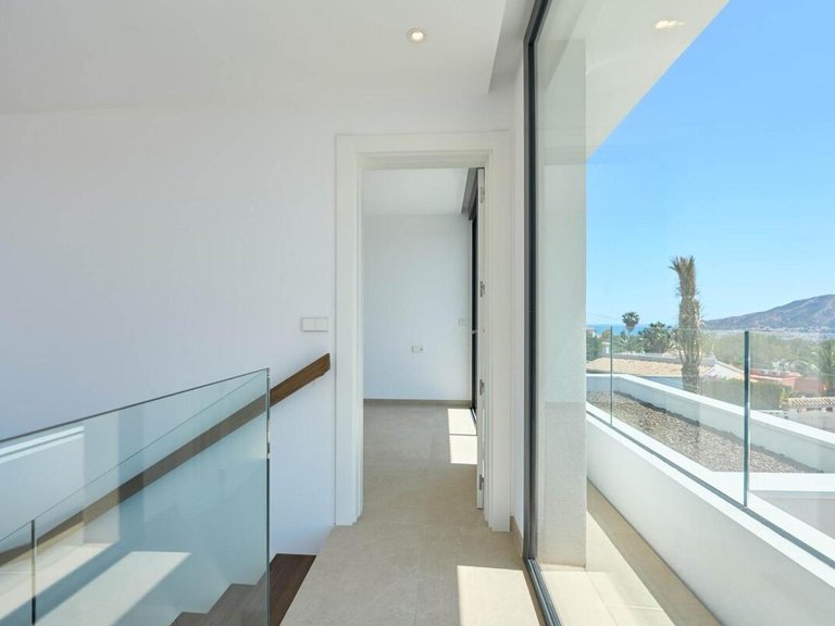 Villa for Sale in L'alfàs Del Pi, Alicante 27