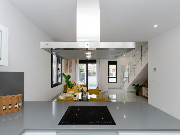 Villa for Sale in Torrevieja, Alicante 7