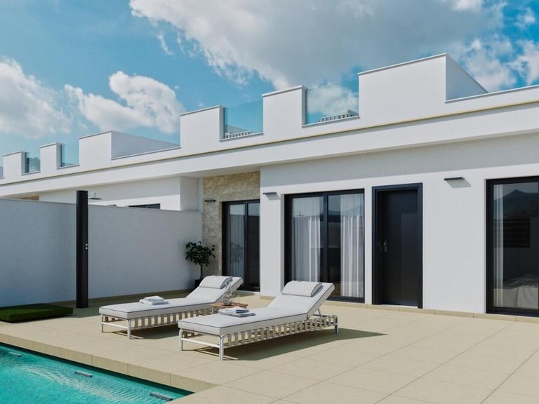 Villa for Sale in Torre-pacheco, Murcia 1