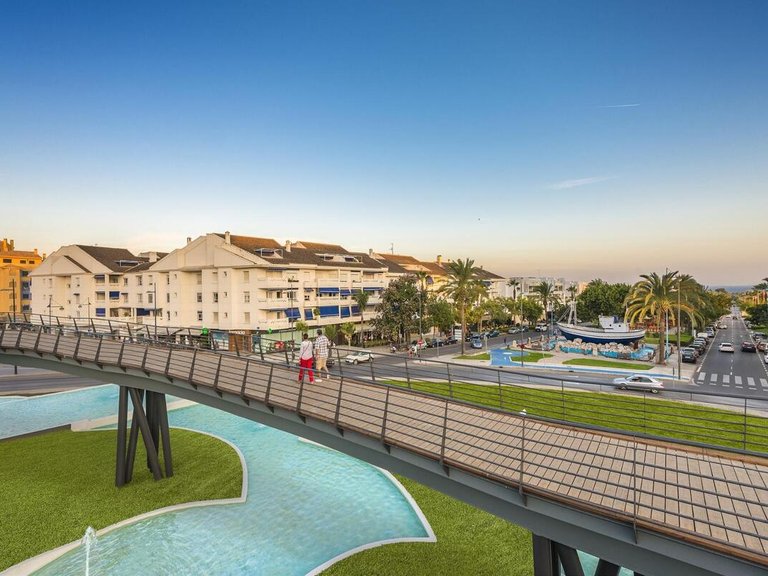 Penthouse for Sale in Marbella, Malaga 25