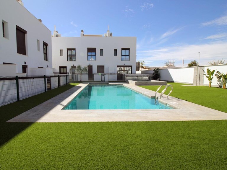 Town House for Sale in Pilar De La Horadada, Alicante 28