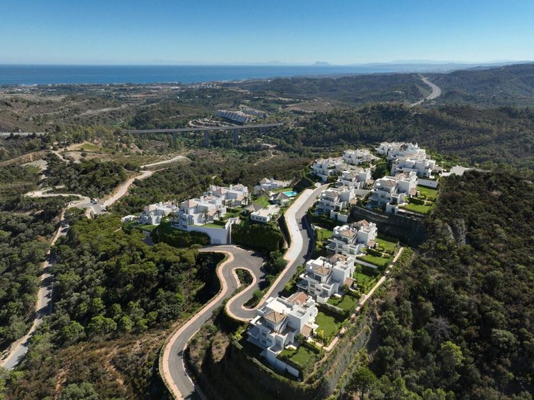 Apartment for Sale in Benahavís, Malaga 28