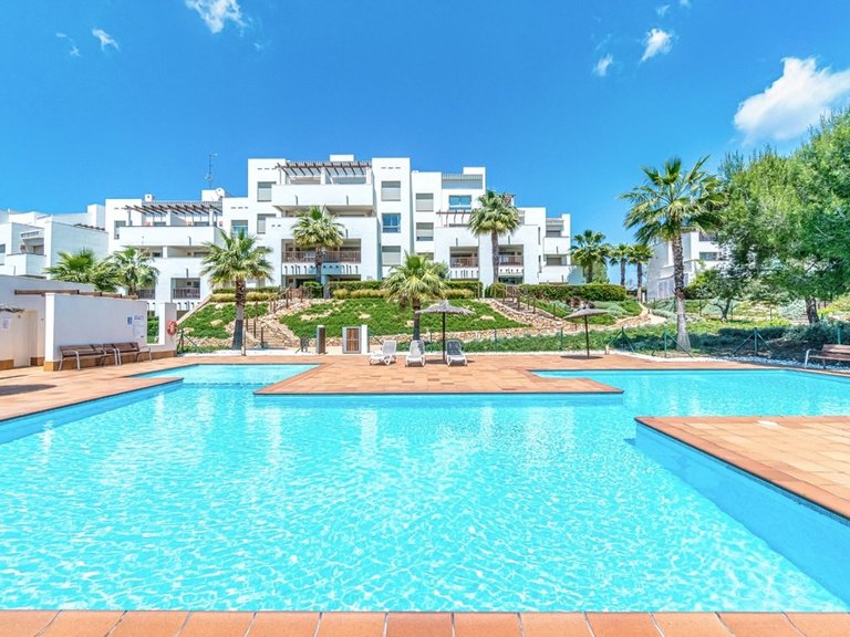 Apartment for Sale in Las Colinas Golf, Alicante 1