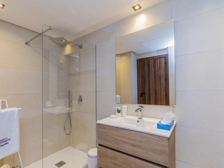 Apartment for Sale in Marbella, Malaga 17