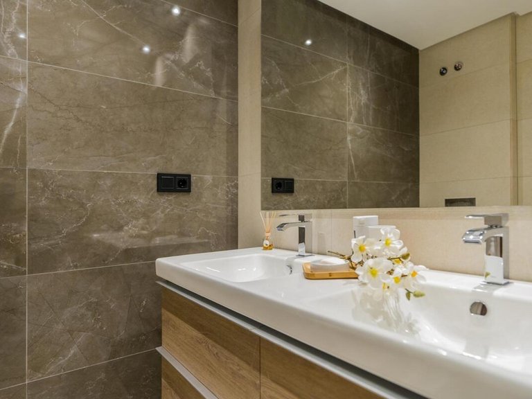 Apartment for Sale in Marbella, Malaga 19