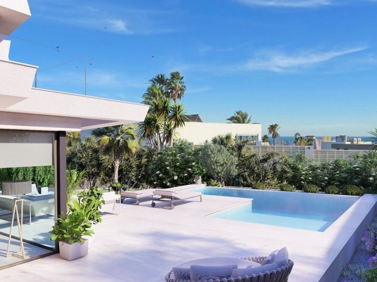 Villa for Sale in Calp, Alicante 2