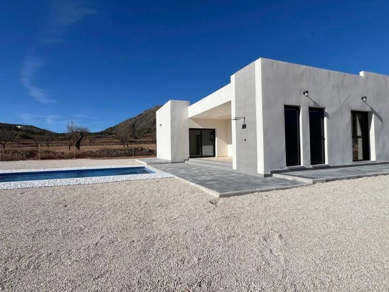 Villa for Sale in El Fondó De Les Neus, Alicante 12