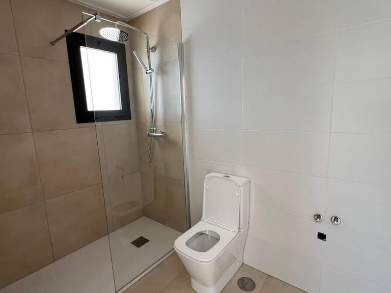 Villa for Sale in El Fondó De Les Neus, Alicante 16