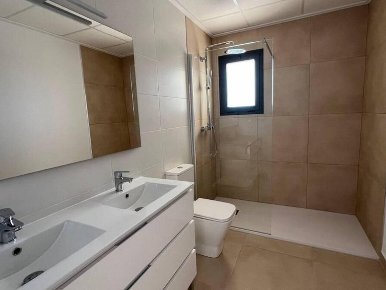 Villa for Sale in El Fondó De Les Neus, Alicante 21