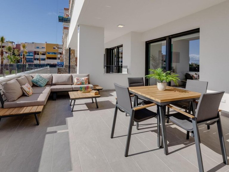 Penthouse for Sale in Dehesa De Campoamor, Alicante 7