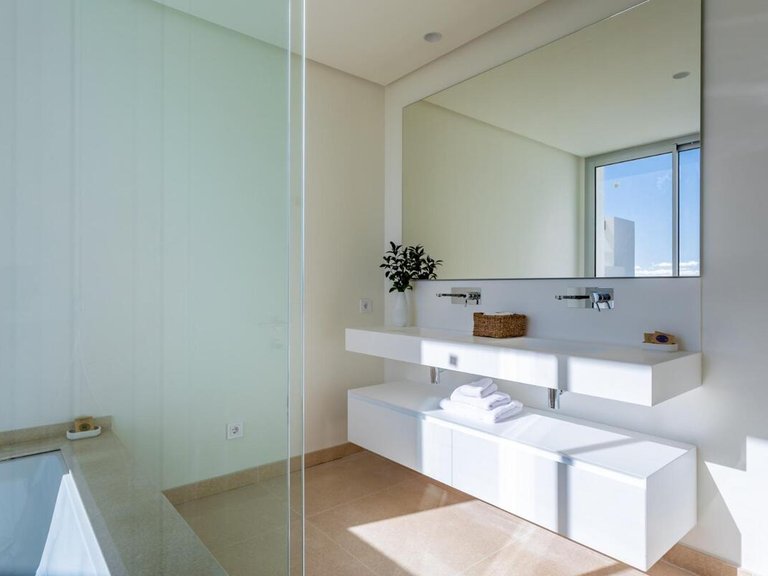 Apartment for Sale in Benahavís, Malaga 22