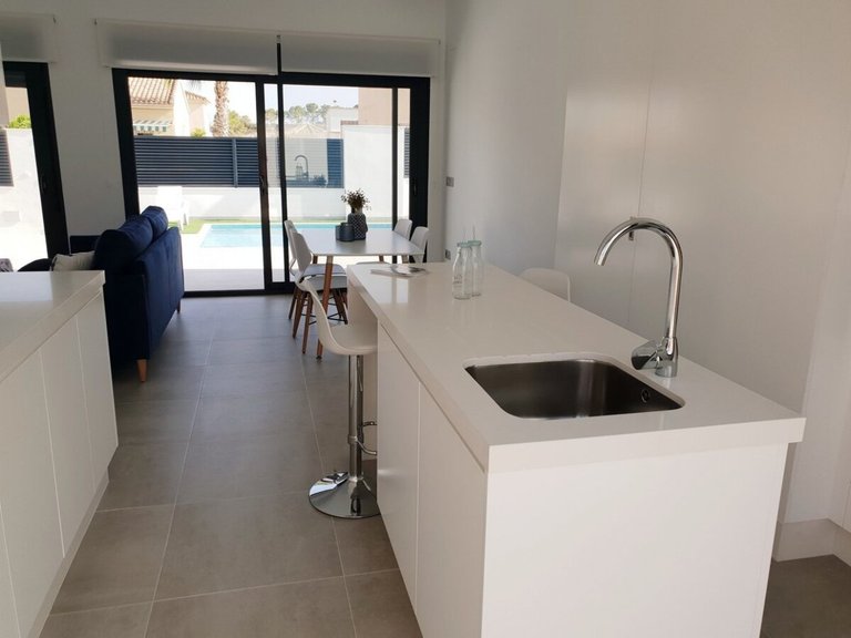 Villa for Sale in Pilar De La Horadada, Alicante 6
