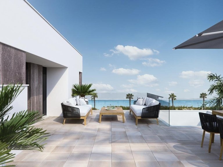 Villa for Sale in Pilar De La Horadada, Alicante 1