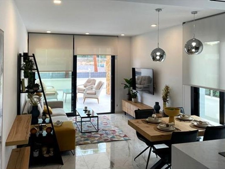 Penthouse for Sale in Guardamar Del Segura, Alicante 3