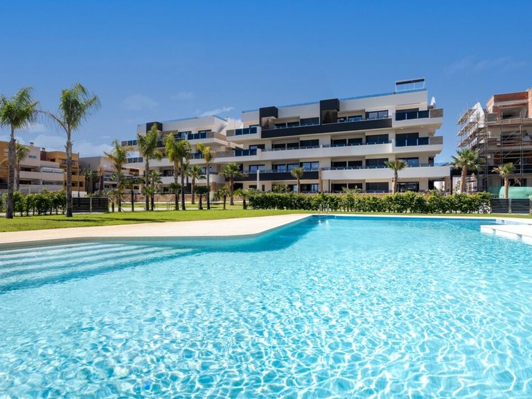 Apartment for Sale in Playa Flamenca, Alicante 1