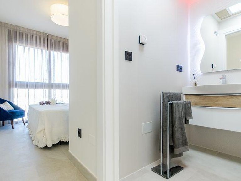 Villa for Sale in Torrevieja, Alicante 5