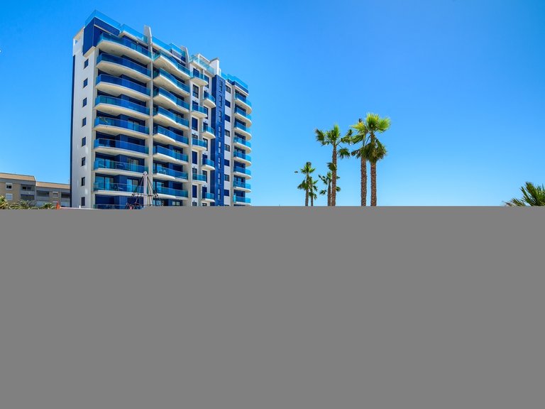 Apartment for Sale in Punta Prima, Alicante 40