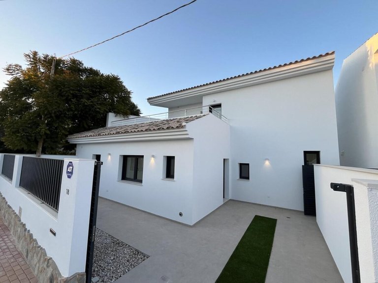 Villa for Sale in San Pedro Del Pinatar, Murcia 5