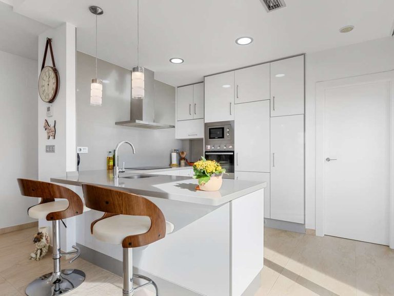 Villa for Sale in Villamartin, Alicante 12