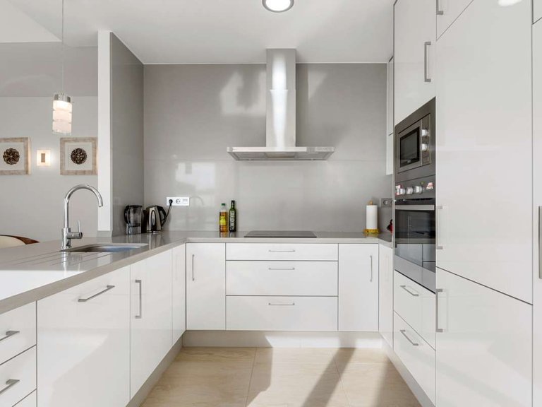 Villa for Sale in Villamartin, Alicante 13