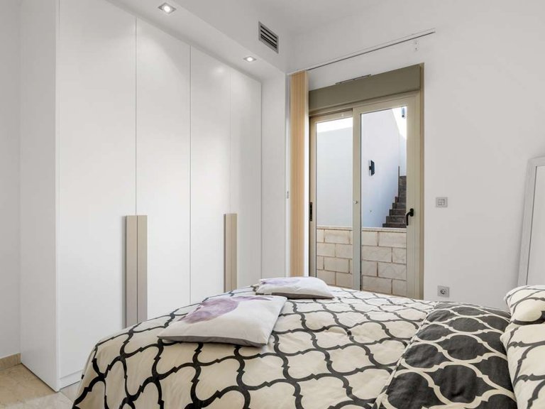 Villa for Sale in Villamartin, Alicante 20