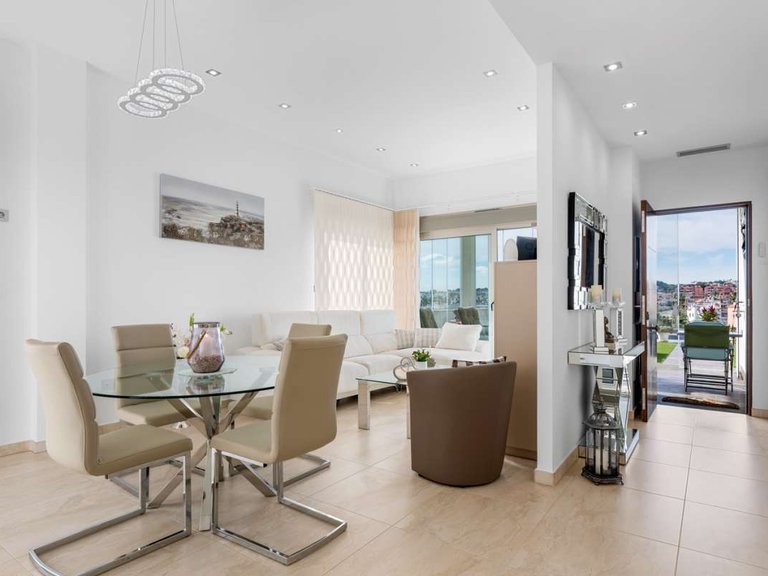 Villa for Sale in Villamartin, Alicante 5