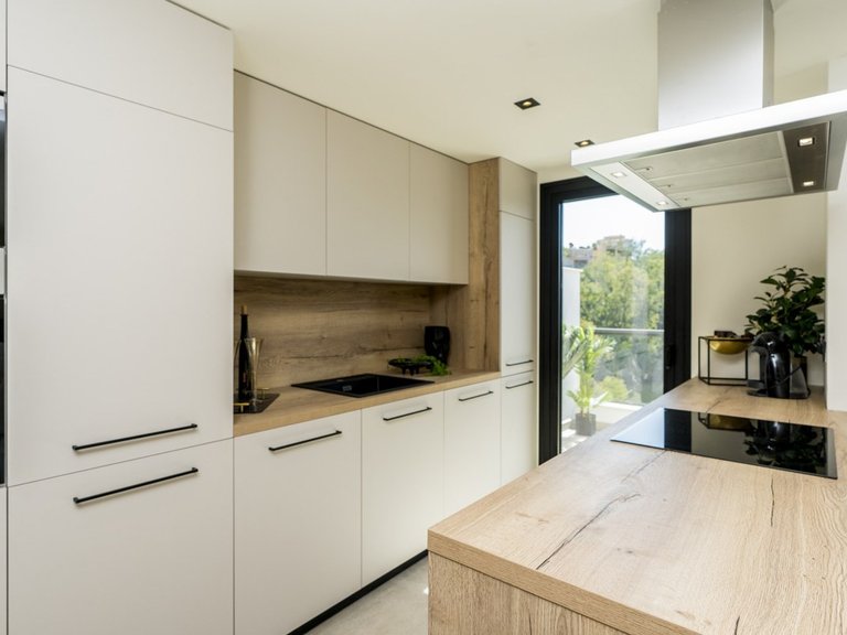 Apartment for Sale in Marbella, Malaga 12